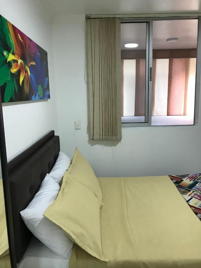 Apartamentos Amoblados Jg De La 70 メデジン エクステリア 写真