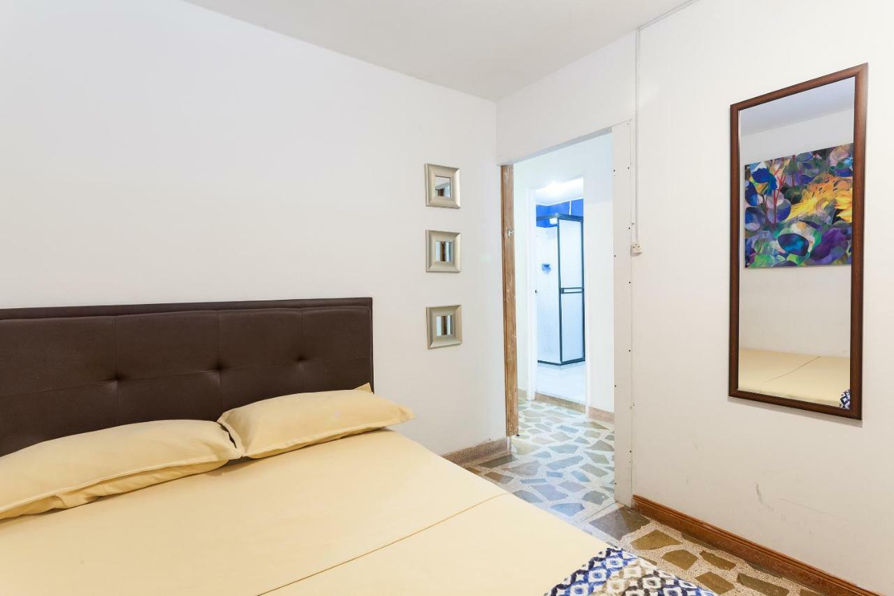 Apartamentos Amoblados Jg De La 70 メデジン エクステリア 写真