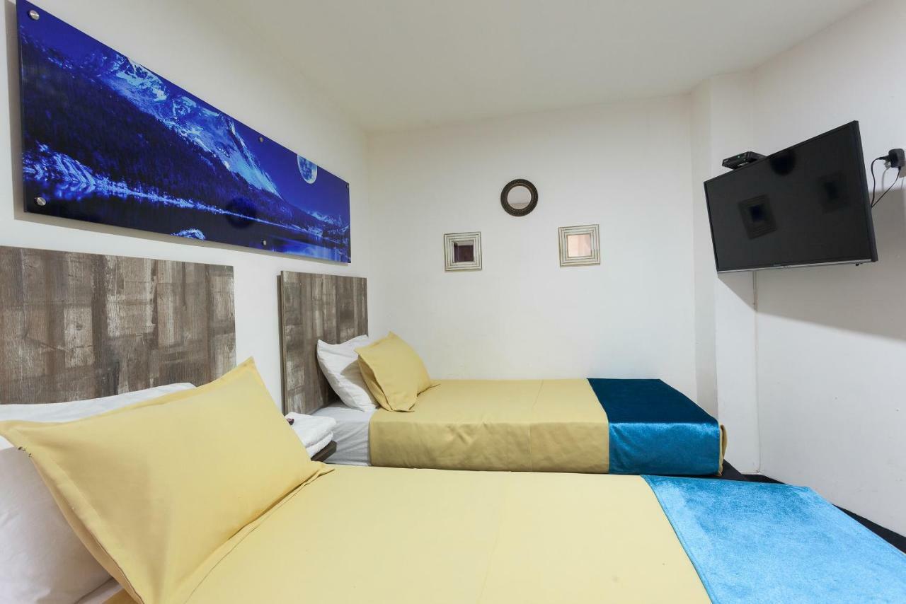 Apartamentos Amoblados Jg De La 70 メデジン エクステリア 写真